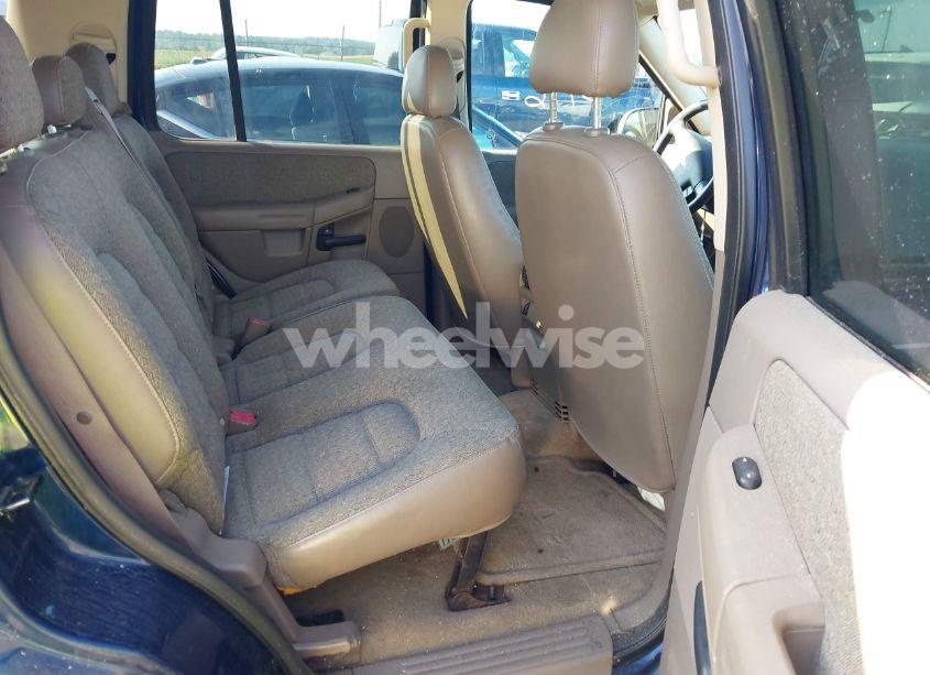 Photo 8 of 2004 Ford Explorer XLS (VIN 1FMZU72K24ZA70888)