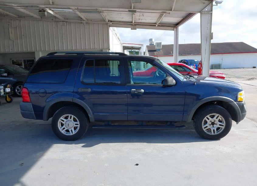 Photo 13 of 2003 Ford Explorer XLS (VIN 1FMZU72K43ZA47157)