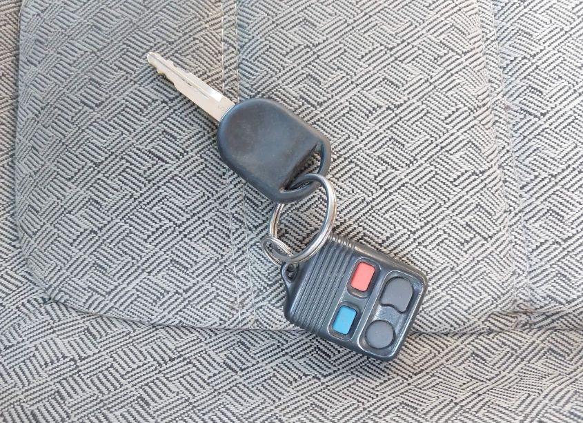 Photo 11 of 2003 Ford Explorer XLS (VIN 1FMZU72K43ZA51273)