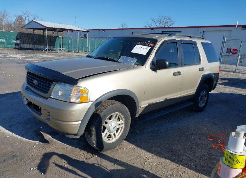 Photo 2 of 2003 Ford Explorer XLS (VIN 1FMZU72K43ZA51273)