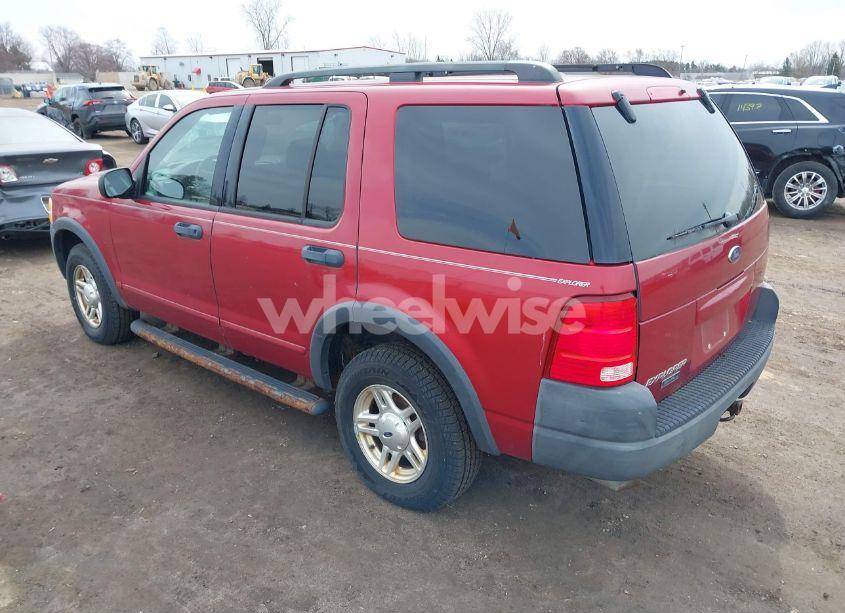 Photo 3 of 2003 Ford Explorer XLS (VIN 1FMZU72K53UC29656)