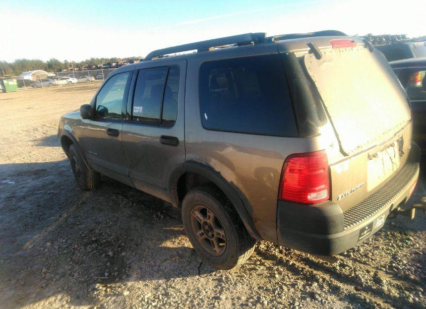 Photo 3 of 2005 Ford Explorer XLS/XLS SPORT (VIN 1FMZU72K55UA45076)