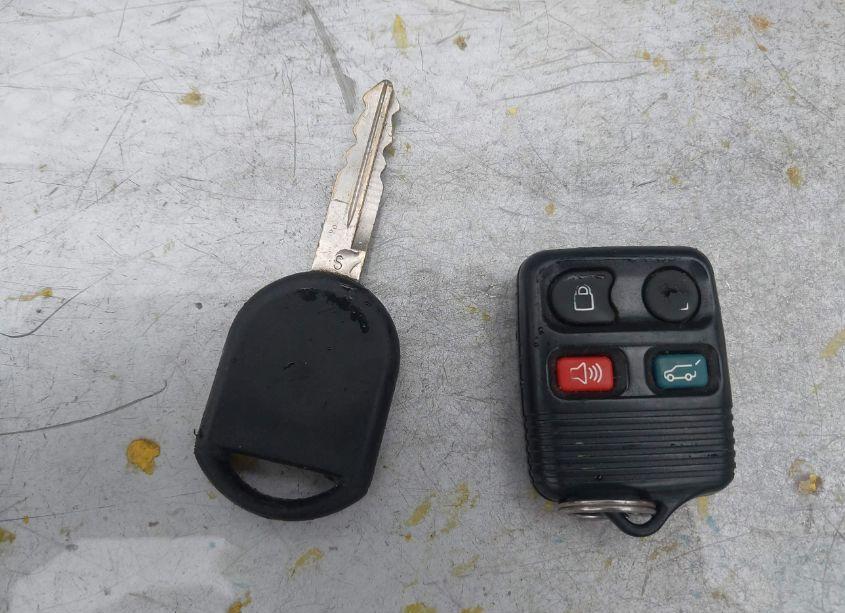 Photo 11 of 2004 Ford Explorer XLS (VIN 1FMZU72K64ZA54676)