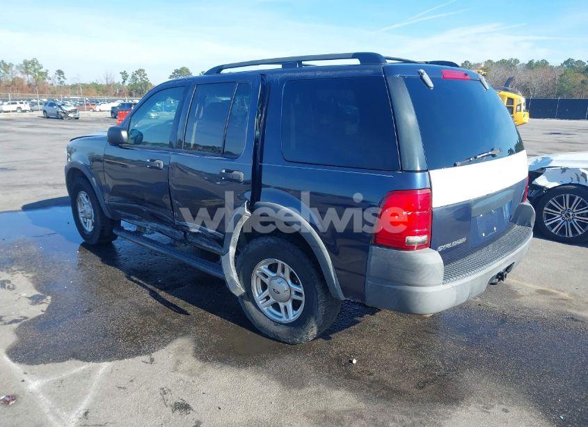 Photo 3 of 2003 Ford Explorer XLS (VIN 1FMZU72K73ZB11658)