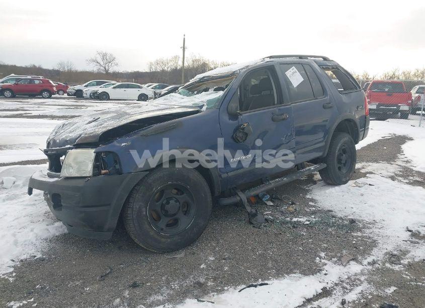 Photo 2 of 2004 Ford Explorer XLS (VIN 1FMZU72K84UC01836)
