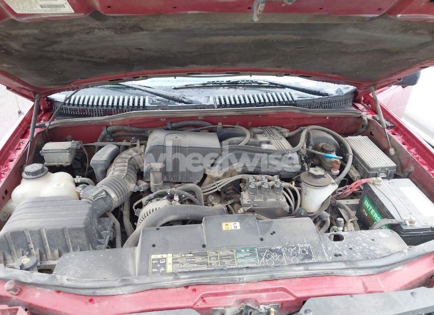 Photo 10 of 2002 Ford Explorer XLS (VIN 1FMZU72K92ZC87108)