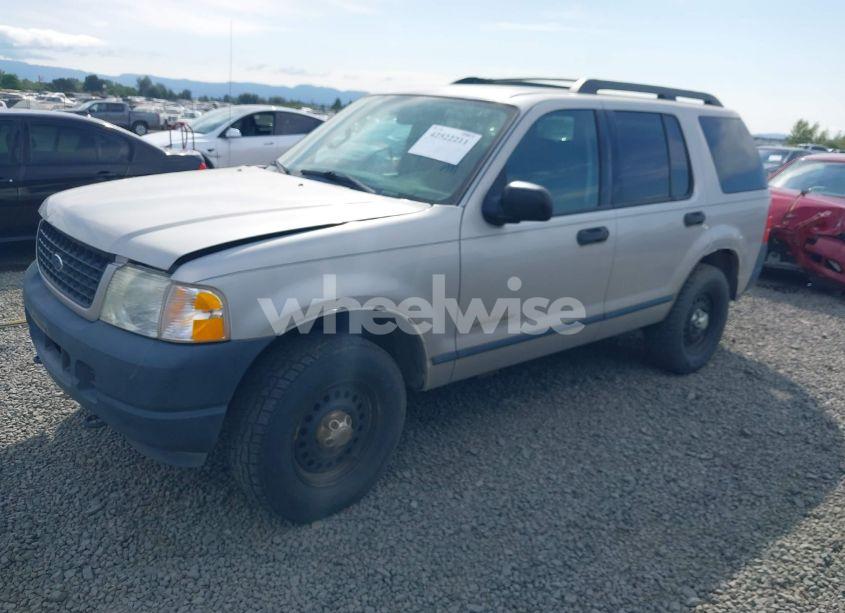 Photo 2 of 2005 Ford Explorer XLS/XLS SPORT (VIN 1FMZU72KX5ZA67190)
