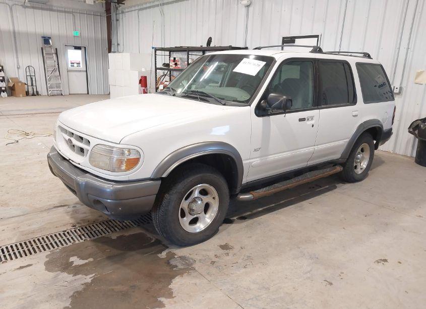 Photo 2 of 2001 Ford Explorer XLT (VIN 1FMZU73E01ZA60610)