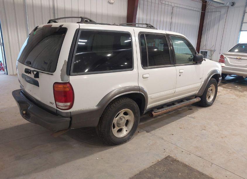 Photo 4 of 2001 Ford Explorer XLT (VIN 1FMZU73E01ZA60610)