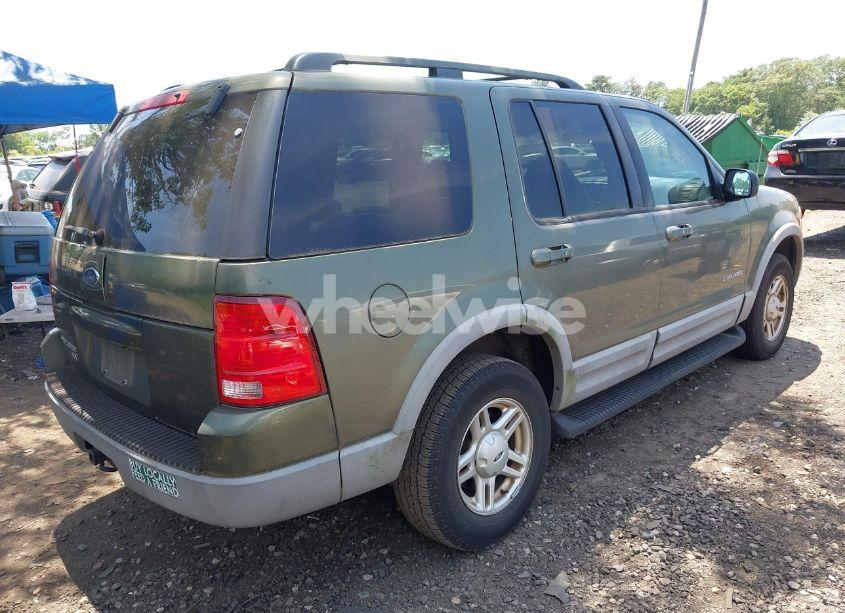 Photo 4 of 2002 Ford Explorer XLT (VIN 1FMZU73E02UB59460)