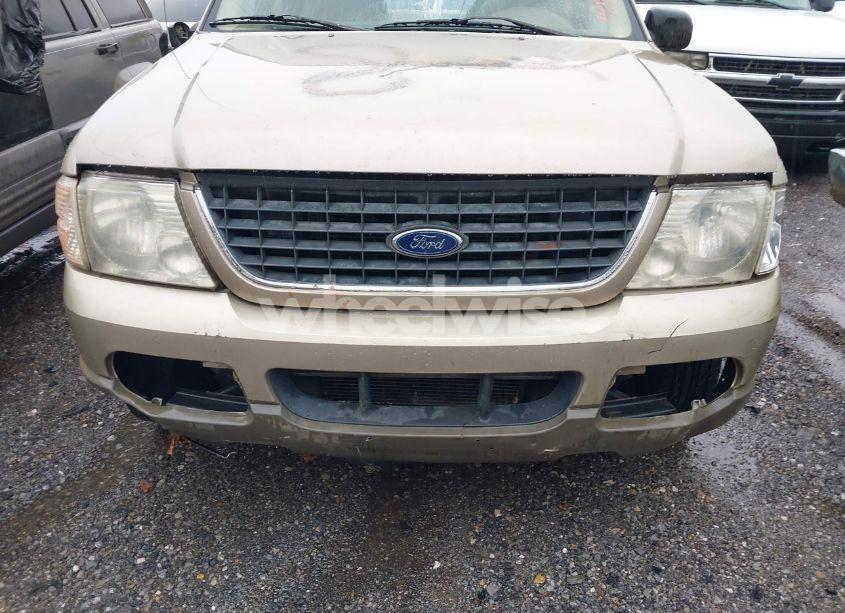 Photo 12 of 2002 Ford Explorer XLT (VIN 1FMZU73E02ZB21004)