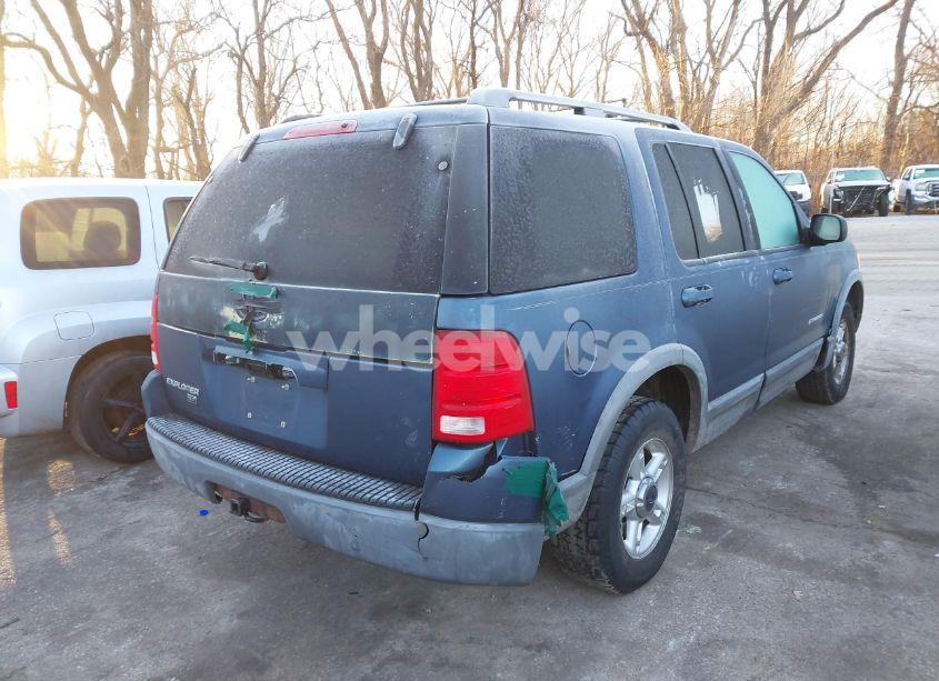 Photo 4 of 2002 Ford Explorer XLT (VIN 1FMZU73E02ZB55380)