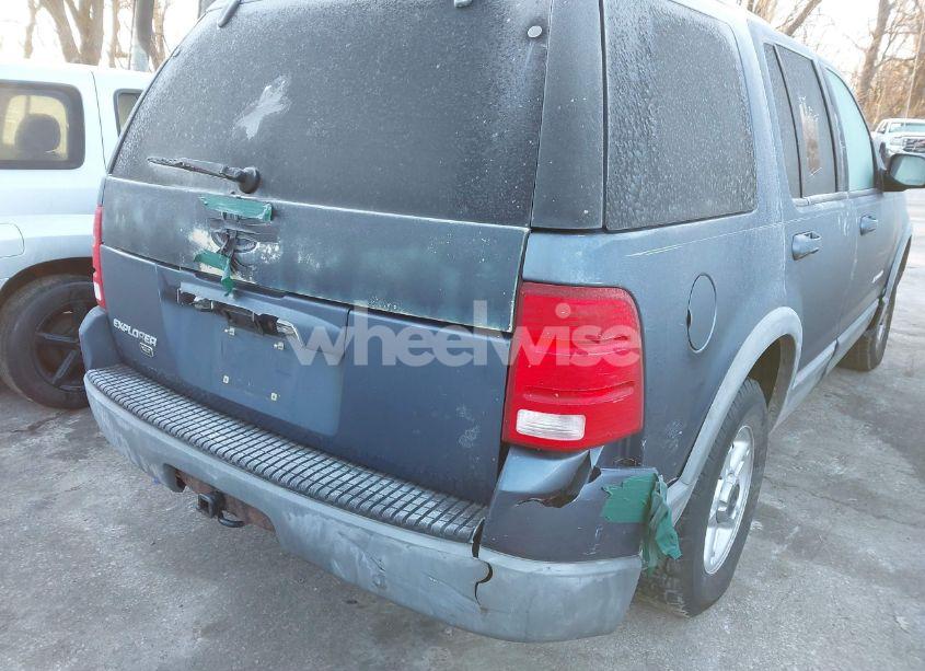 Photo 6 of 2002 Ford Explorer XLT (VIN 1FMZU73E02ZB55380)