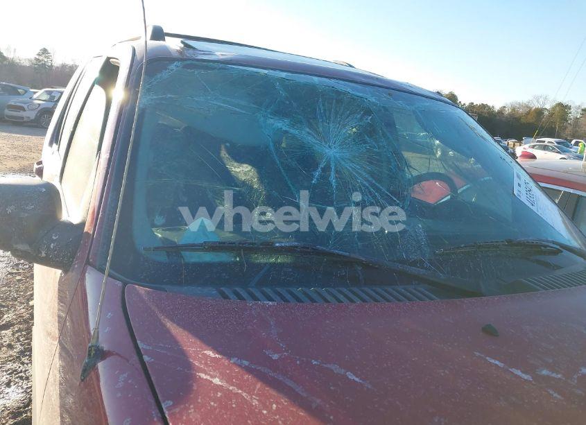 Photo 6 of 2005 Ford Explorer XLT/XLT SPORT (VIN 1FMZU73E05UB22672)