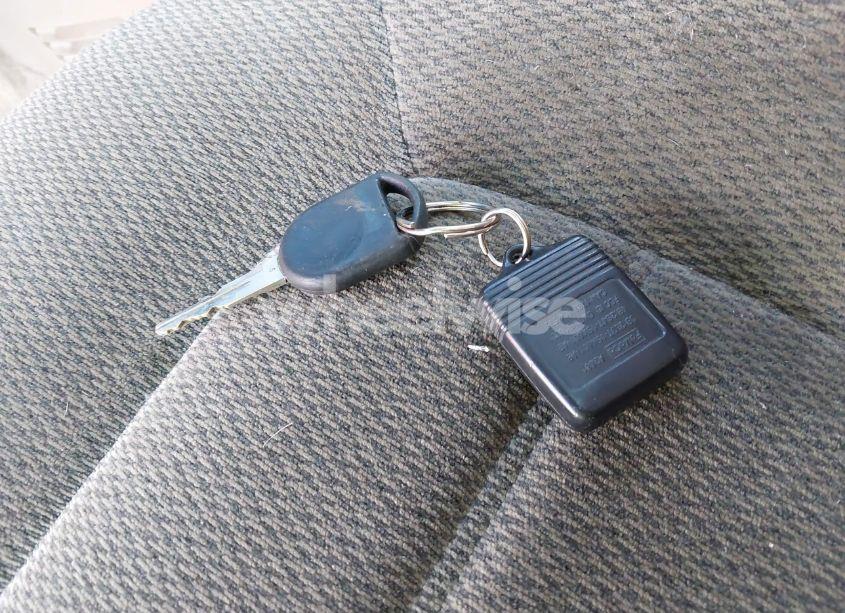 Photo 11 of 2002 Ford Explorer XLT (VIN 1FMZU73E12UB08940)