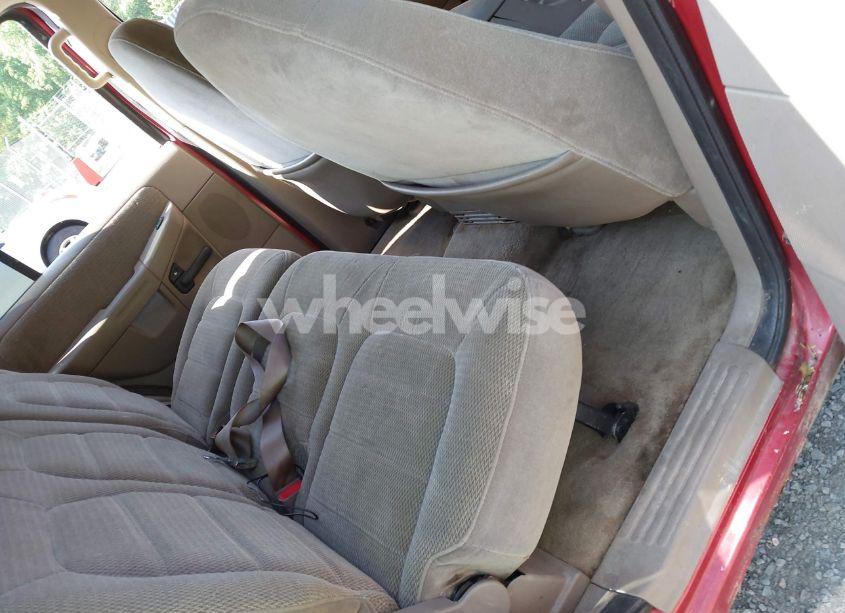 Photo 8 of 2002 Ford Explorer XLT (VIN 1FMZU73E12UB08940)