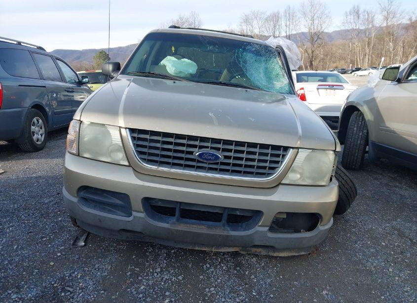 Photo 13 of 2002 Ford Explorer XLT (VIN 1FMZU73E12ZA09005)