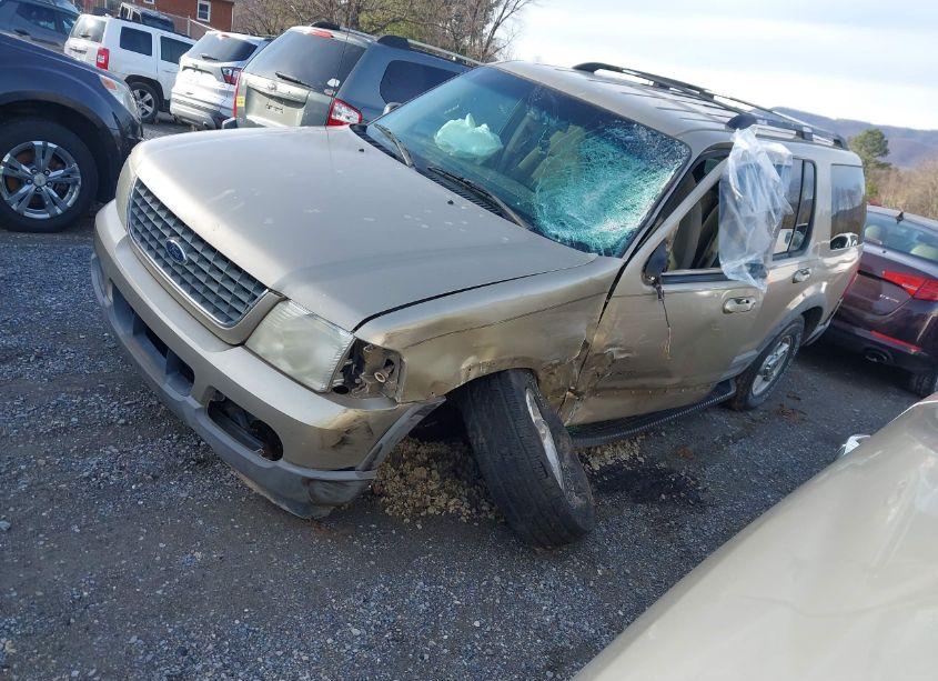 Photo 2 of 2002 Ford Explorer XLT (VIN 1FMZU73E12ZA09005)