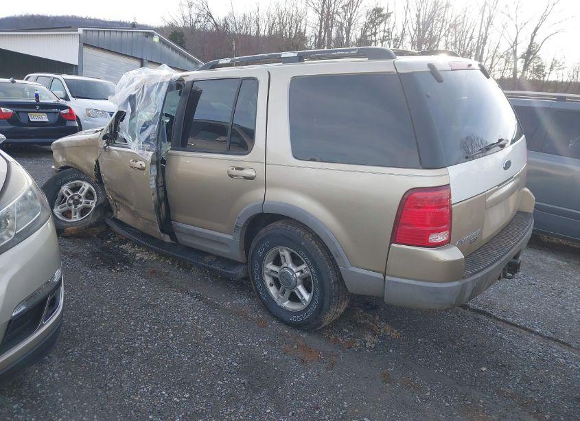 Photo 3 of 2002 Ford Explorer XLT (VIN 1FMZU73E12ZA09005)
