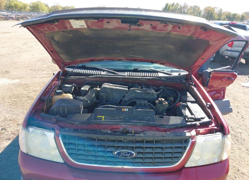 Photo 10 of 2002 Ford Explorer XLT (VIN 1FMZU73E12ZC34993)