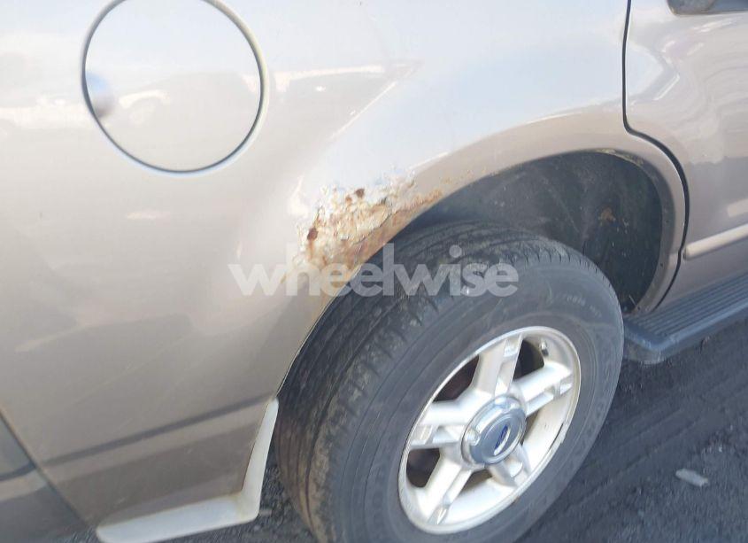 Photo 13 of 2004 Ford Explorer NBX/XLT (VIN 1FMZU73E14UC34007)