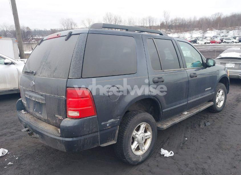 Photo 4 of 2005 Ford Explorer XLT/XLT SPORT (VIN 1FMZU73E15UC01445)