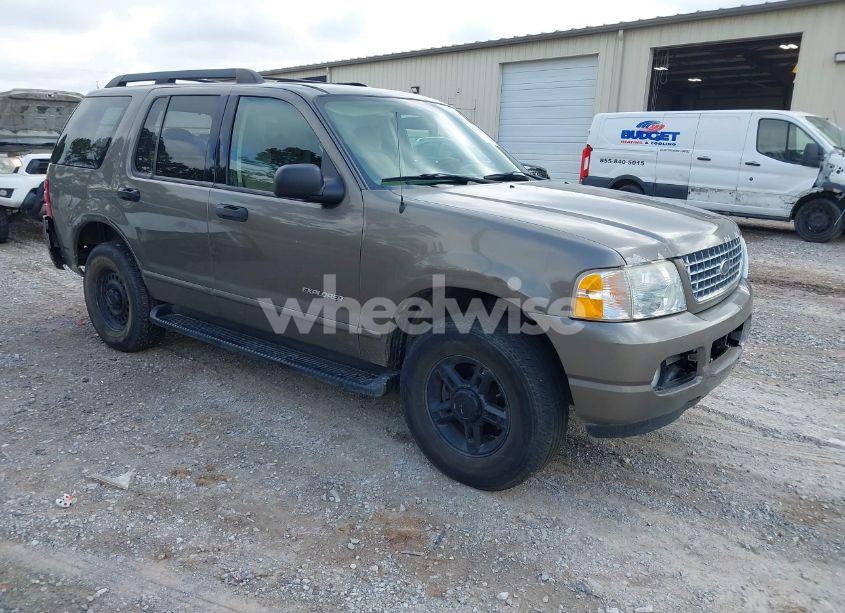 2005 Ford Explorer XLT/XLT SPORT (VIN 1FMZU73E15ZA35074) main photo