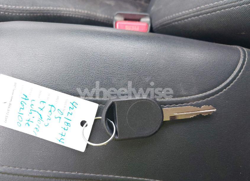 Photo 11 of 2005 Ford Explorer XLT/XLT SPORT (VIN 1FMZU73E15ZA62100)