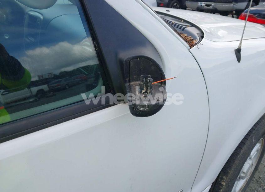 Photo 13 of 2005 Ford Explorer XLT/XLT SPORT (VIN 1FMZU73E15ZA62100)