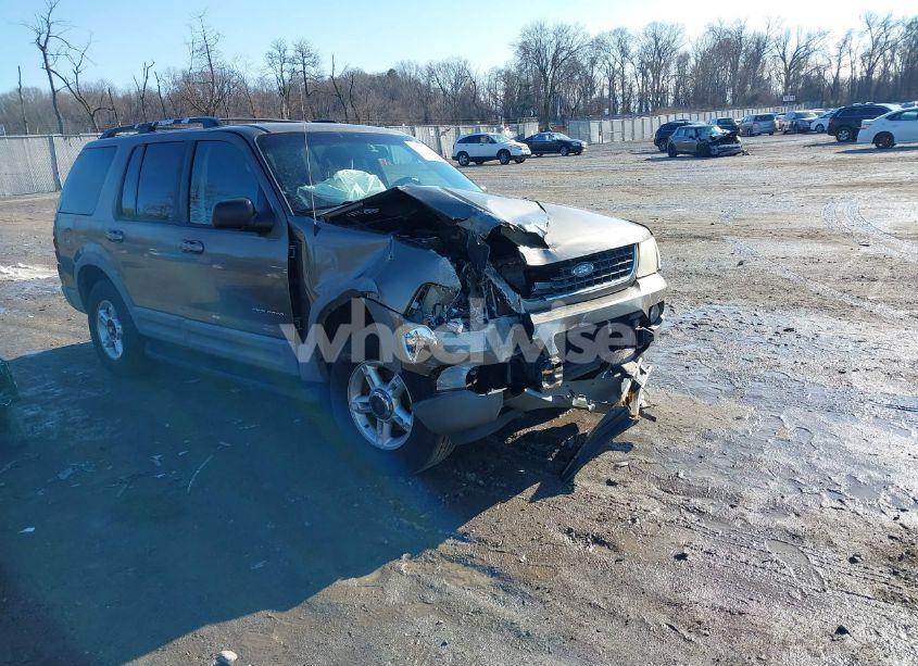 2002 Ford Explorer XLT (VIN 1FMZU73E22UC39410) main photo