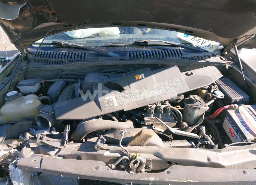 Photo 10 of 2002 Ford Explorer XLT (VIN 1FMZU73E22UC39410)