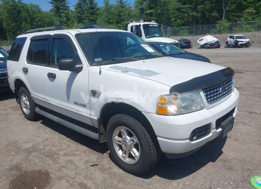 2004 Ford Explorer NBX/XLT (VIN 1FMZU73E24UC09391) main photo