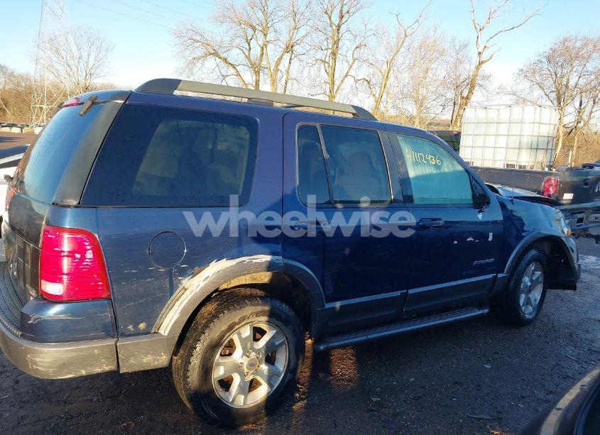 Photo 13 of 2005 Ford Explorer XLT/XLT SPORT (VIN 1FMZU73E25UA40569)