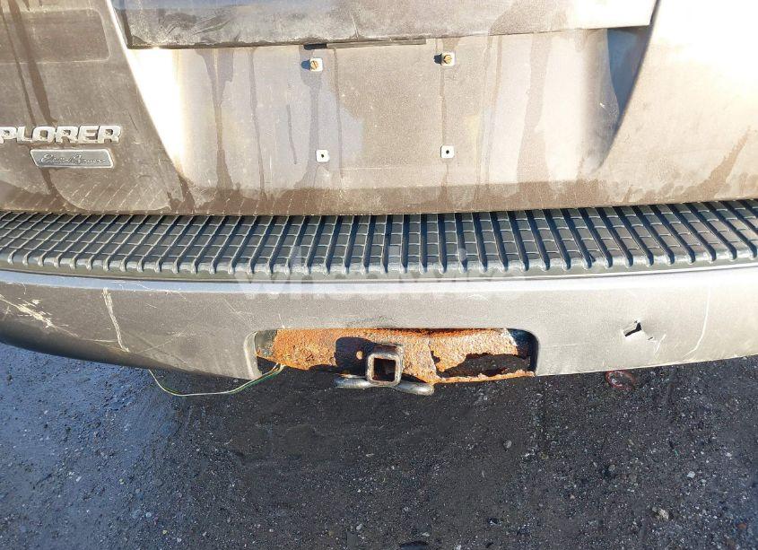 Photo 20 of 2005 Ford Explorer XLT/XLT SPORT (VIN 1FMZU73E25UA40569)