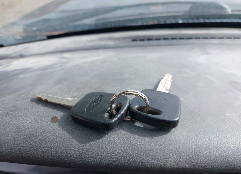 Photo 11 of 2001 Ford Explorer XLT (VIN 1FMZU73E41ZA63350)