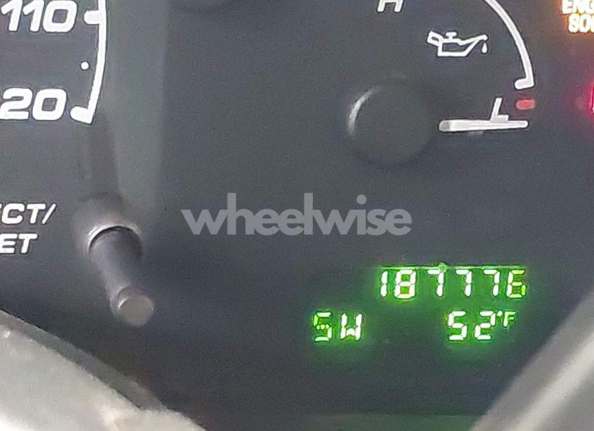 Photo 16 of 2002 Ford Explorer XLT (VIN 1FMZU73E42UC44558)