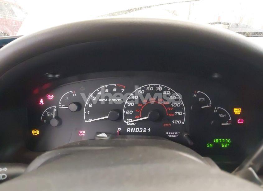 Photo 7 of 2002 Ford Explorer XLT (VIN 1FMZU73E42UC44558)