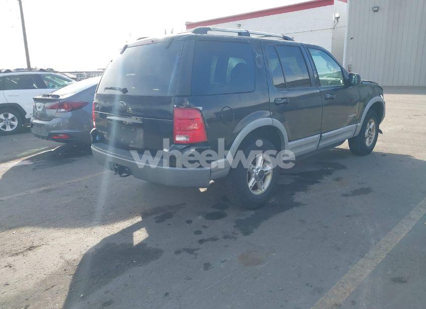 Photo 4 of 2002 Ford Explorer XLT (VIN 1FMZU73E42ZA70431)