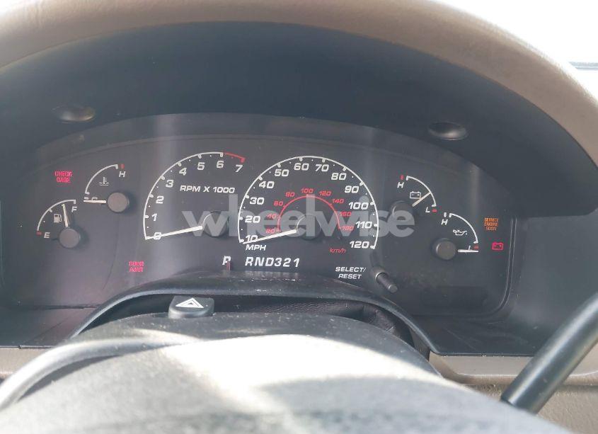 Photo 7 of 2002 Ford Explorer XLT (VIN 1FMZU73E42ZA70431)