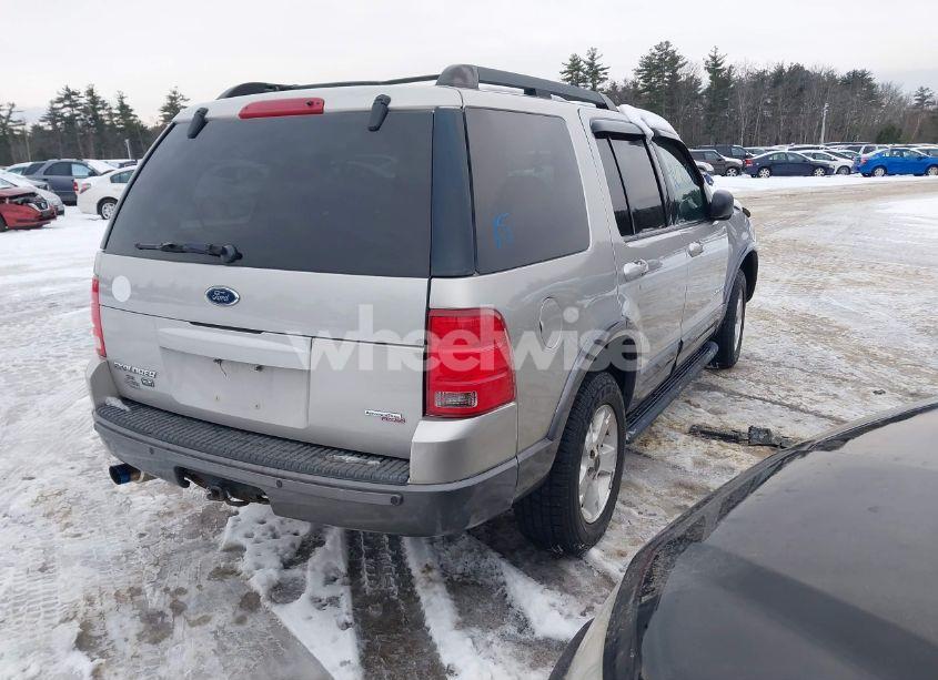 Photo 4 of 2005 Ford Explorer XLT/XLT SPORT (VIN 1FMZU73E45UA24308)