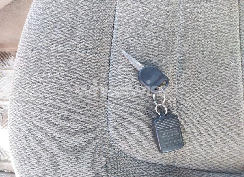 Photo 11 of 2002 Ford Explorer XLT (VIN 1FMZU73E52UA86408)