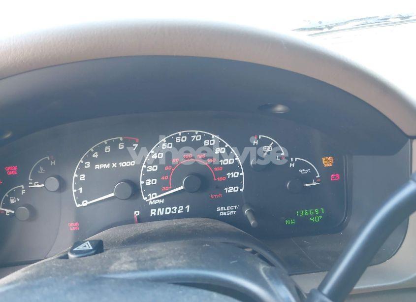 Photo 7 of 2002 Ford Explorer XLT (VIN 1FMZU73E52UA86408)