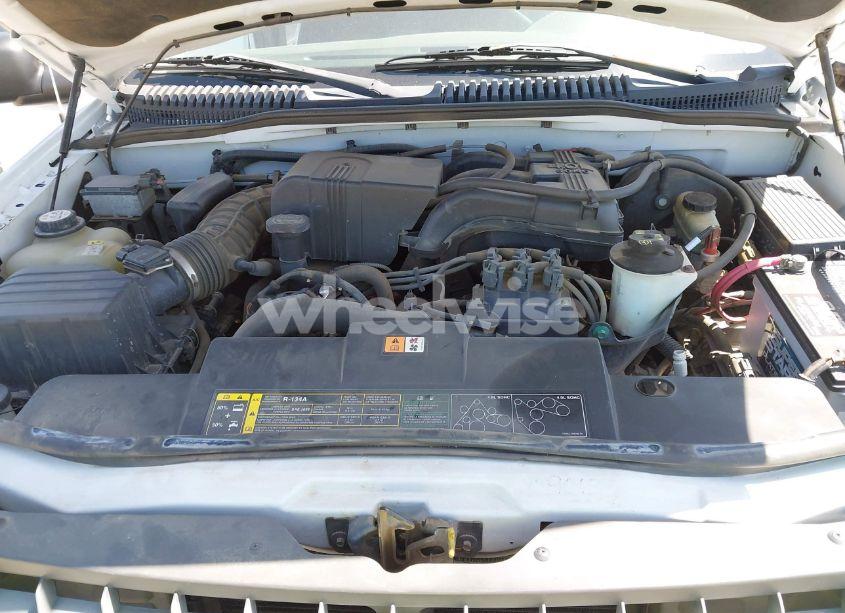 Photo 10 of 2002 Ford Explorer XLT (VIN 1FMZU73E52ZA40029)