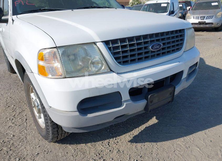 Photo 6 of 2002 Ford Explorer XLT (VIN 1FMZU73E52ZA40029)