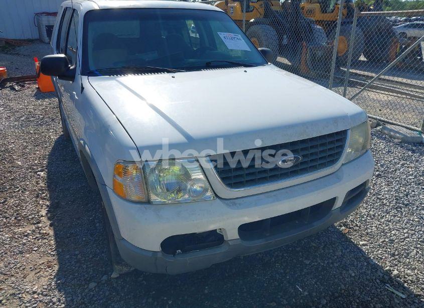 Photo 6 of 2002 Ford Explorer XLT (VIN 1FMZU73E52ZA71930)