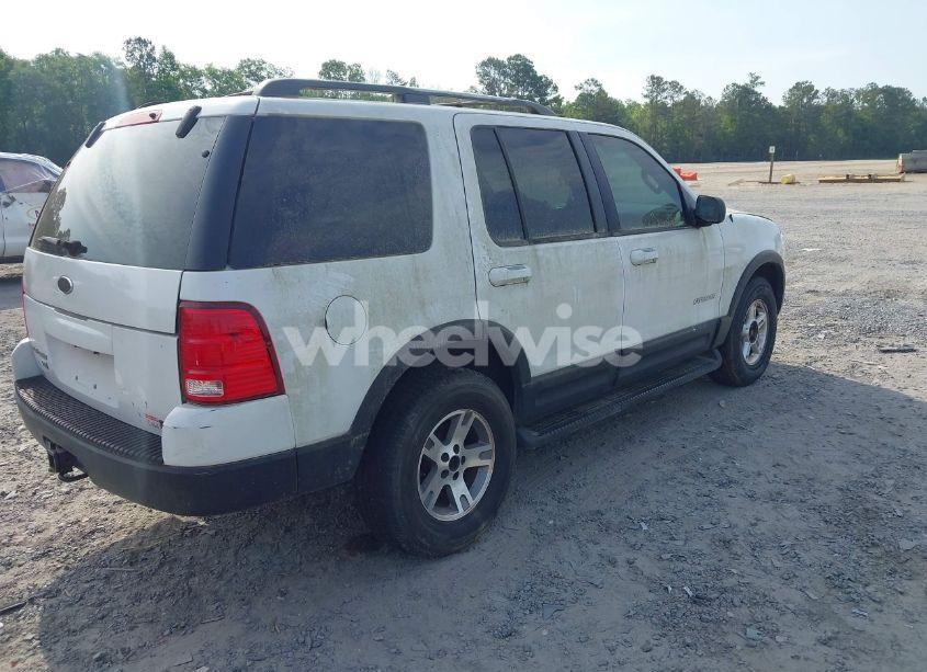 Photo 4 of 2002 Ford Explorer XLT (VIN 1FMZU73E52ZB31608)