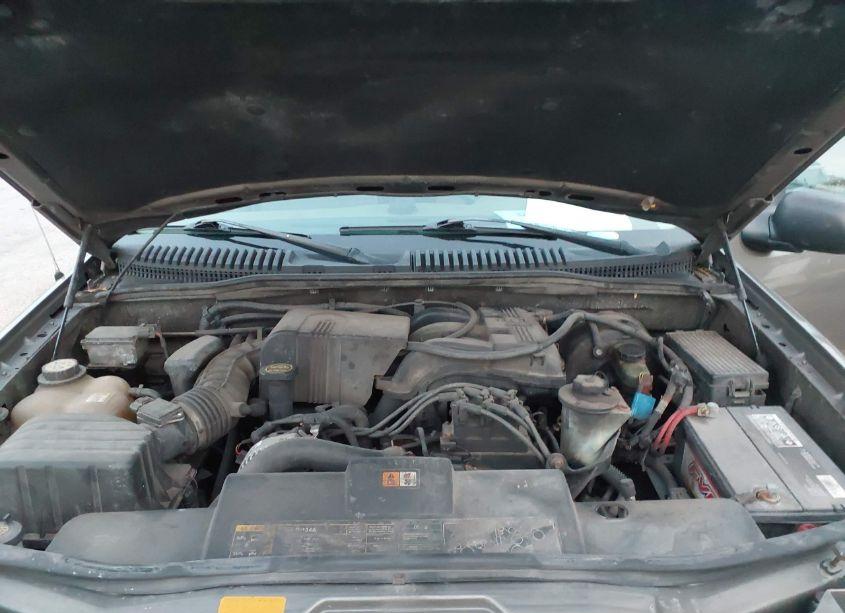 Photo 10 of 2002 Ford Explorer XLT (VIN 1FMZU73E52ZB75513)