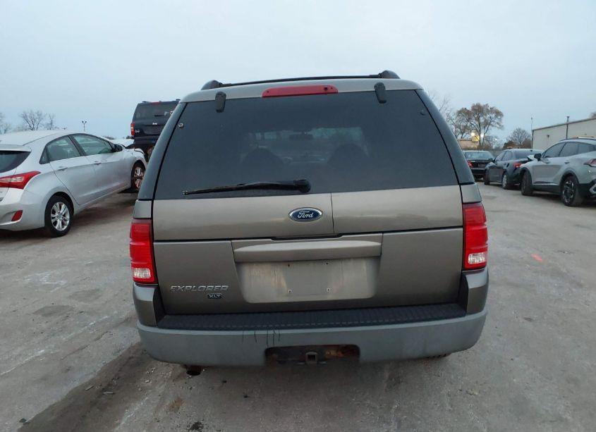 Photo 14 of 2002 Ford Explorer XLT (VIN 1FMZU73E52ZB75513)