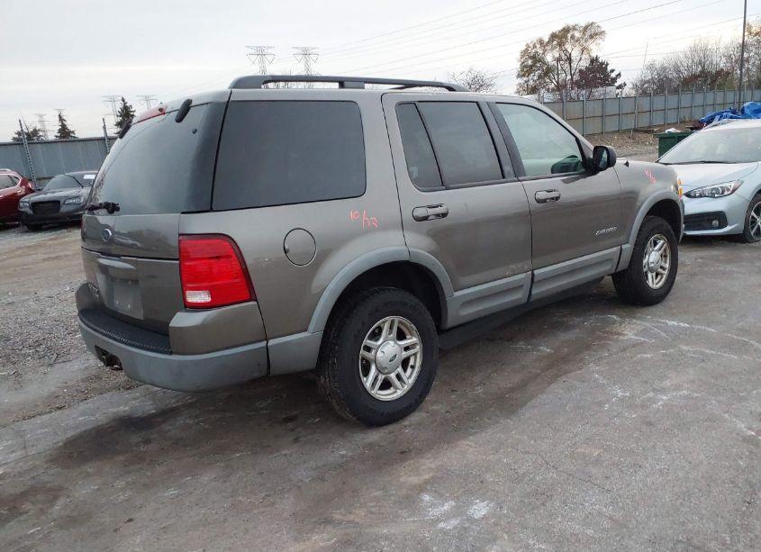 Photo 4 of 2002 Ford Explorer XLT (VIN 1FMZU73E52ZB75513)