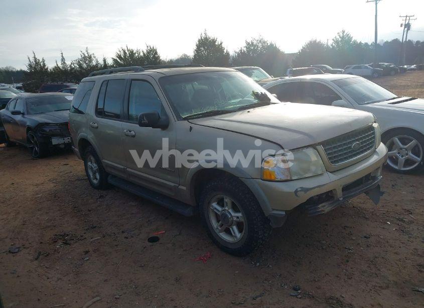 2002 Ford Explorer XLT (VIN 1FMZU73E62UB29699) main photo